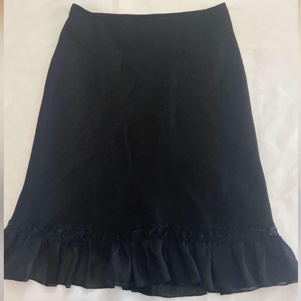 Black skirt
